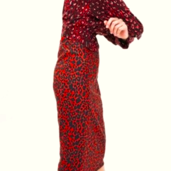 ZARA TRF SKIRT. - Picture 6 of 7